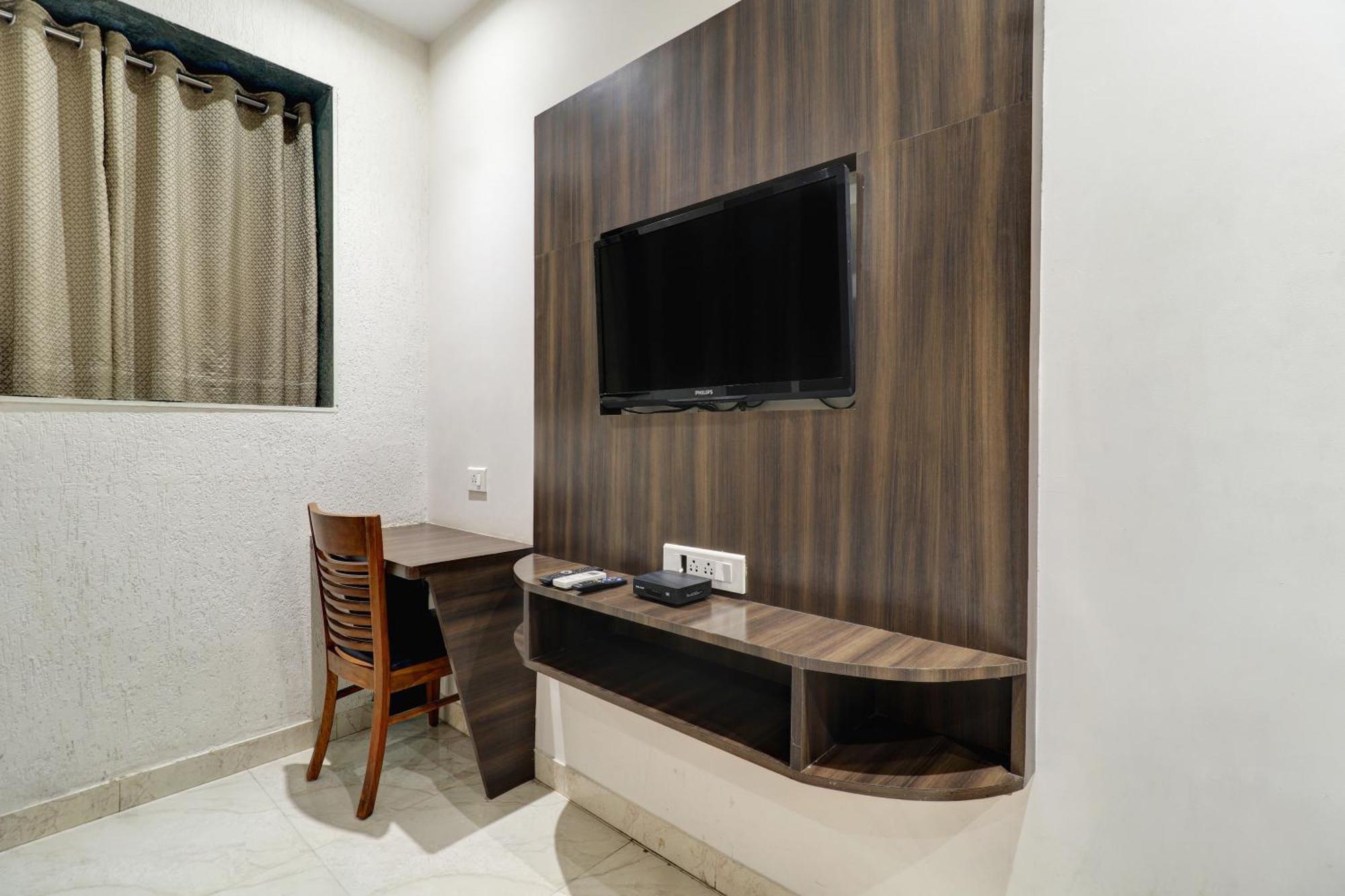 Hotel A. K. International - Fort Mumbai Room photo