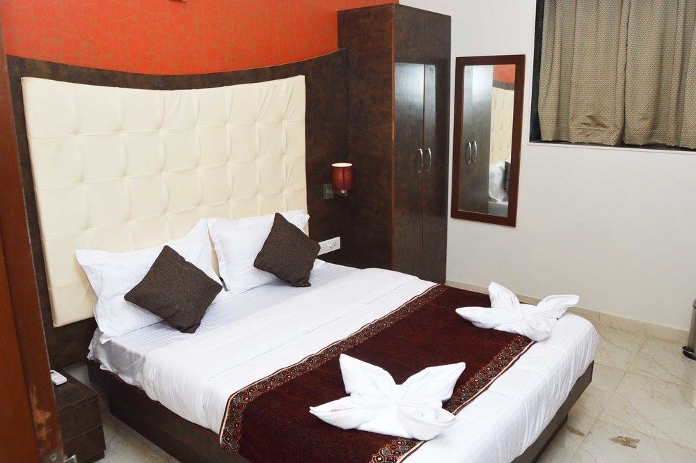Hotel A. K. International - Fort Mumbai Exterior photo