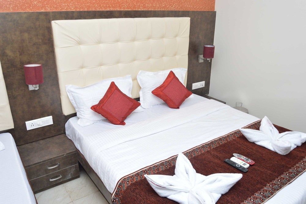 Hotel A. K. International - Fort Mumbai Exterior photo